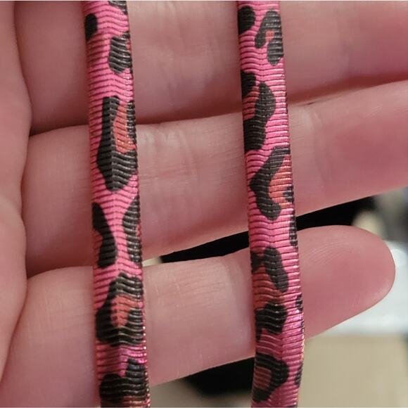 hot pink leopard print gold tone snake chain necklace - Picture 1 of 3